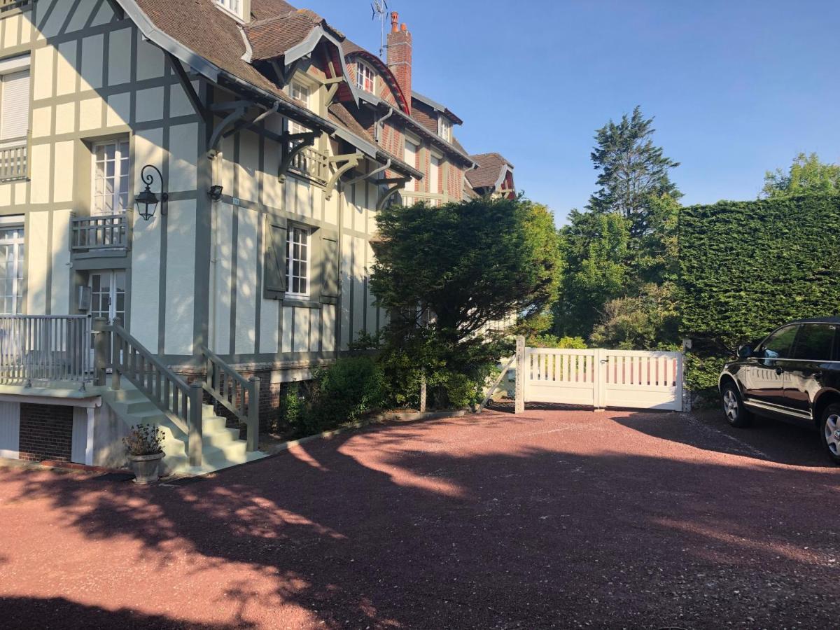 Appartamento The Old Fenwick House Hautot-sur-Mer Esterno foto